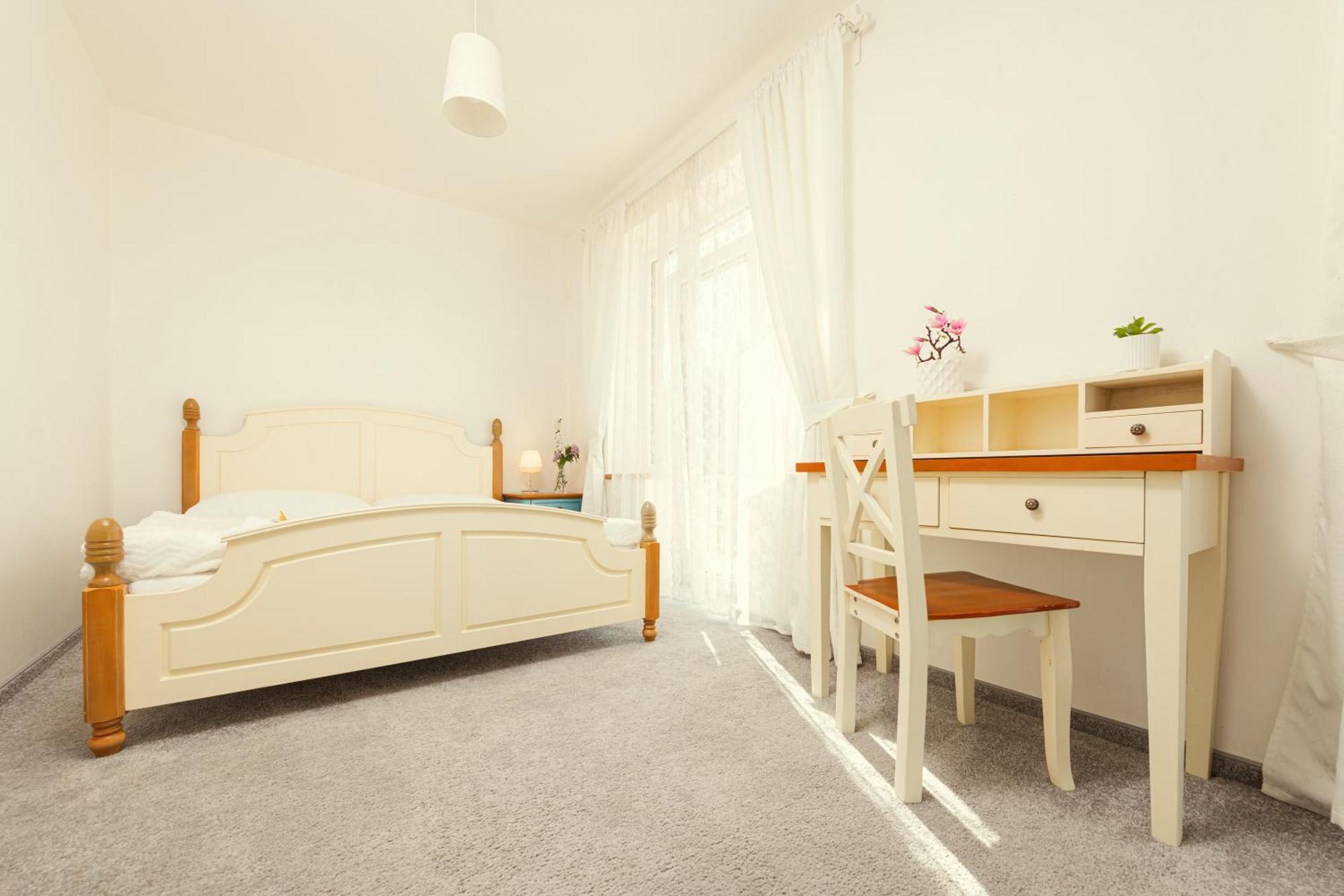 Hotel Ostende Chocerady Dış mekan fotoğraf