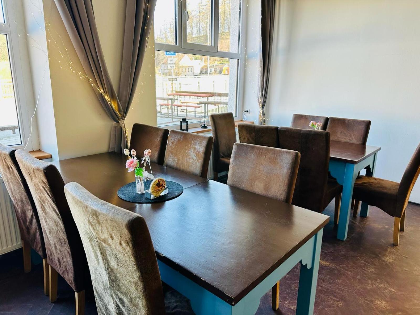 Hotel Ostende Chocerady Dış mekan fotoğraf