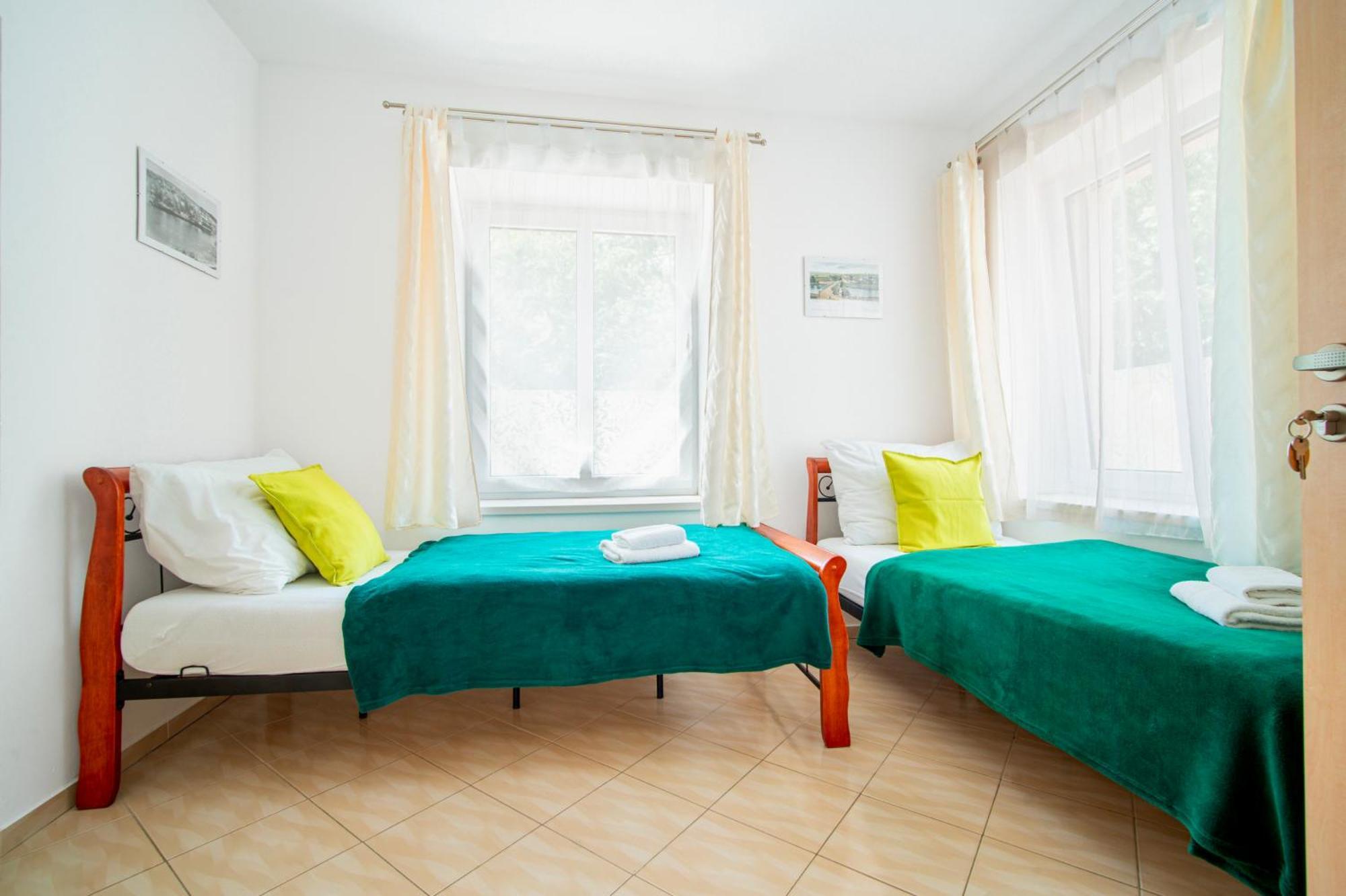Hotel Ostende Chocerady Dış mekan fotoğraf